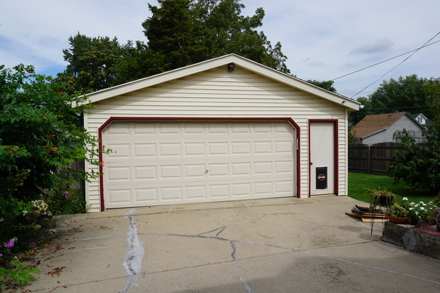 812 Spring St, Aurora, IL 60505 photo 23