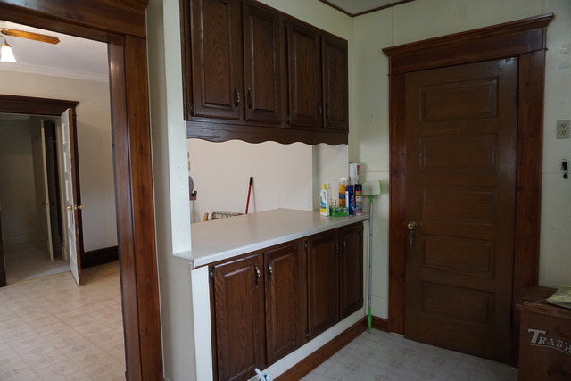812 Spring St, Aurora, IL 60505 photo 9