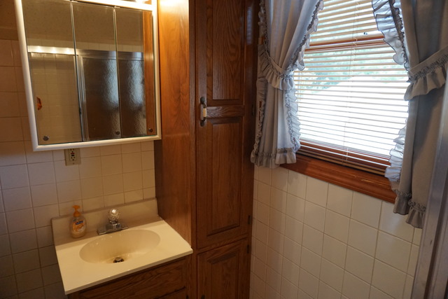 812 Spring St, Aurora, IL 60505 photo 11