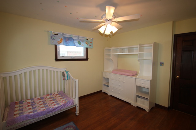 605 Chaney Ave, Crest Hill, IL 60403 photo 16