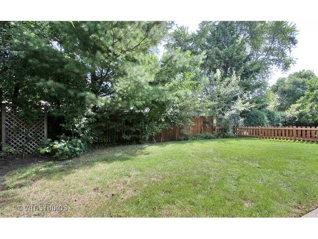 3154 Cherry Ln, Northbrook, IL 60062 photo 19
