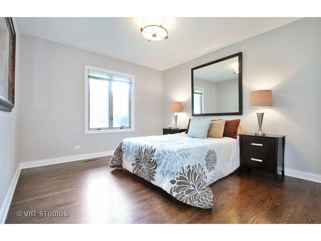 3154 Cherry Ln, Northbrook, IL 60062 photo 11
