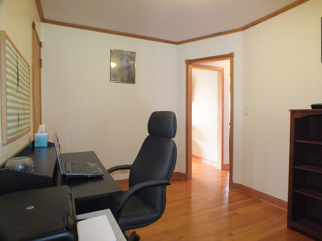 942 E Forest Ave, Des Plaines, IL 60018 photo 19