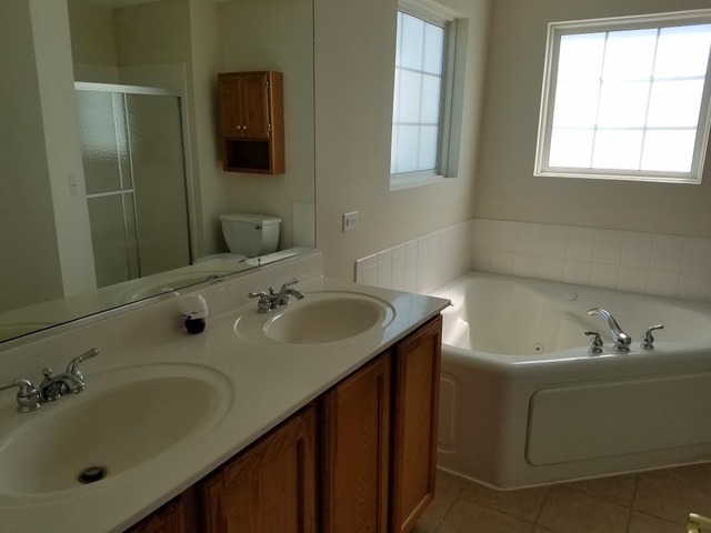 16417 Kingsbrook Dr, Crest Hill, IL 60403 photo 12