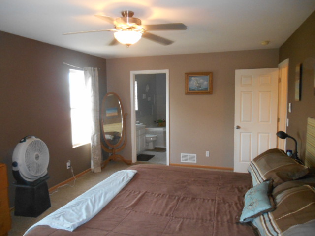 5710 Cobblestone Trl, Mchenry, IL 60050 photo 12
