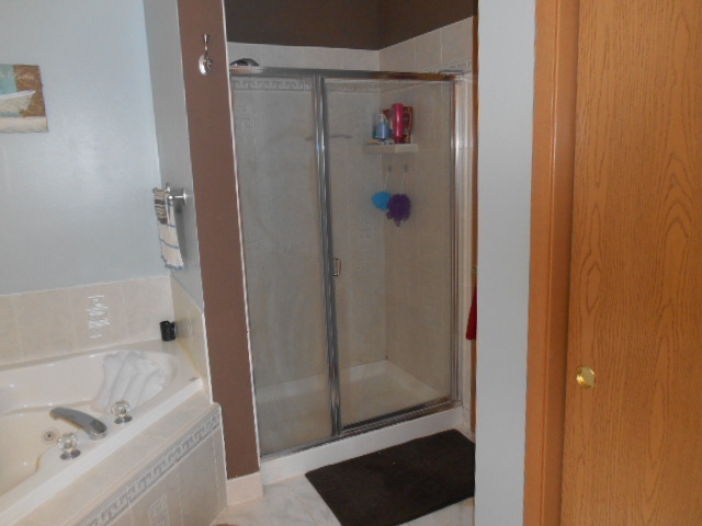 5710 Cobblestone Trl, Mchenry, IL 60050 photo 14