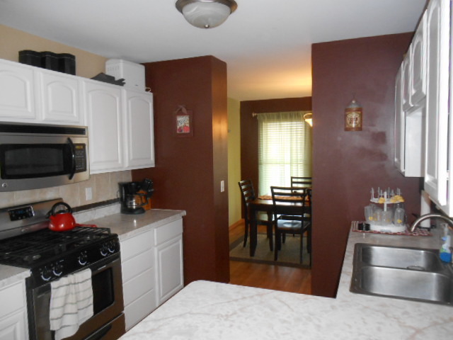 5710 Cobblestone Trl, Mchenry, IL 60050 photo 9