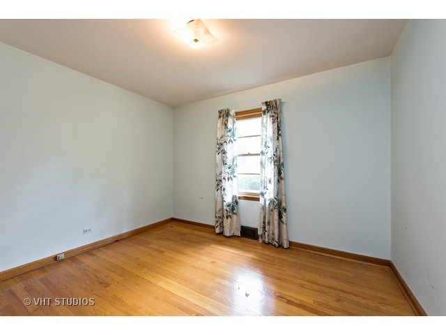 239 E Washington Ave, Lake Bluff, IL 60044 photo 8