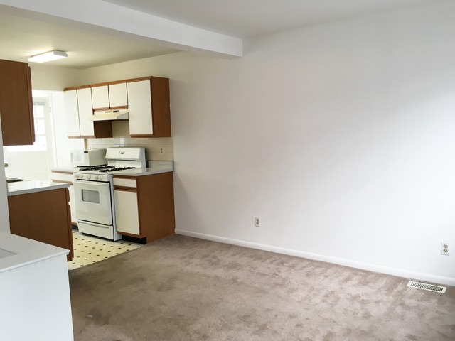 20 Hickory Rd, Cary, IL 60013 photo 6