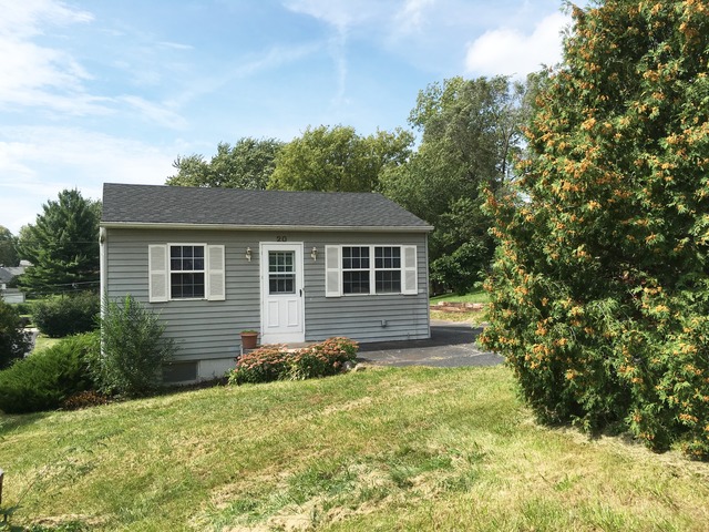 20 Hickory Rd, Cary, IL 60013 photo 1