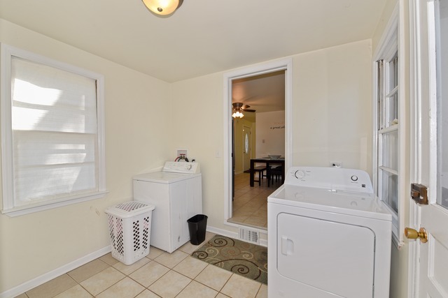 7720 W 80th St, Bridgeview, IL 60455 photo 11