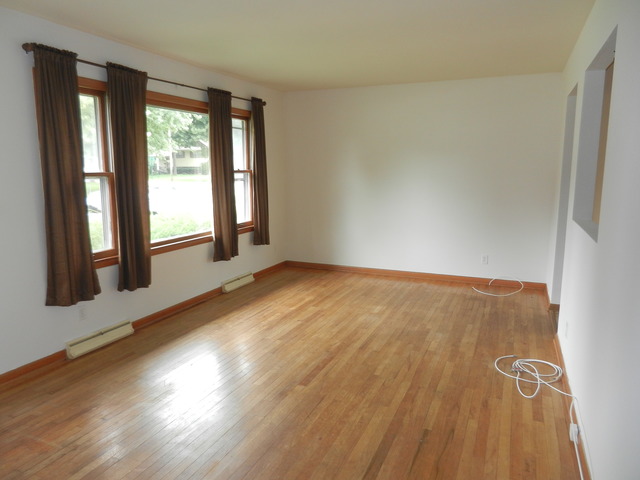 417 Elden Dr, Cary, IL 60013 photo 5