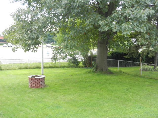 417 Elden Dr, Cary, IL 60013 photo 3