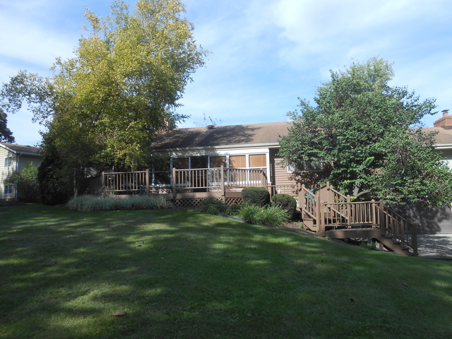 103 Crabapple Ln, Morris, IL 60450 photo 2