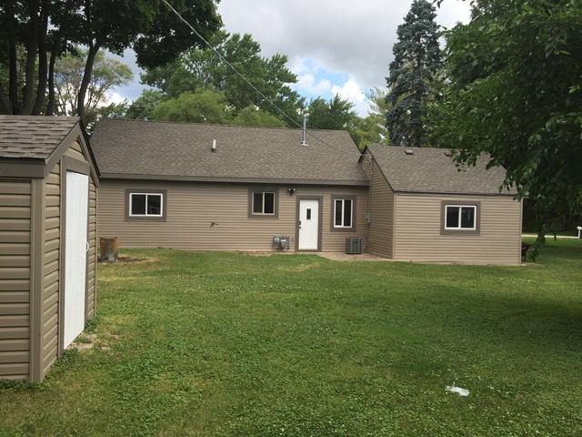 3003 Victoria Ave, Mchenry, IL 60050 photo 3