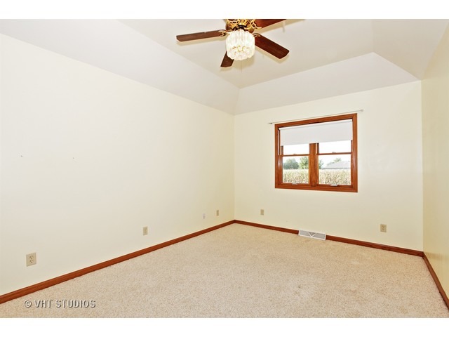 14151 Ashley Rd, Minooka, IL 60447 photo 11