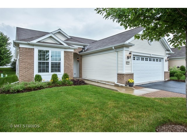 2847 Cascade Falls Cir, Elgin, IL 60124 photo 1