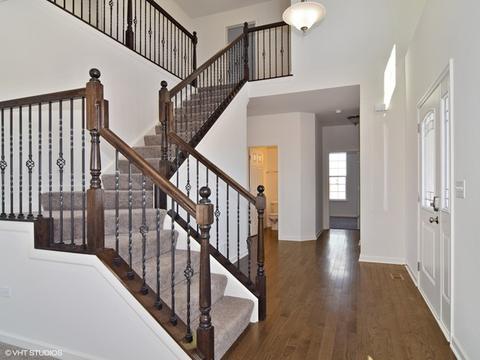 180 Abbott Ct, Bartlett, IL 60103 photo 3