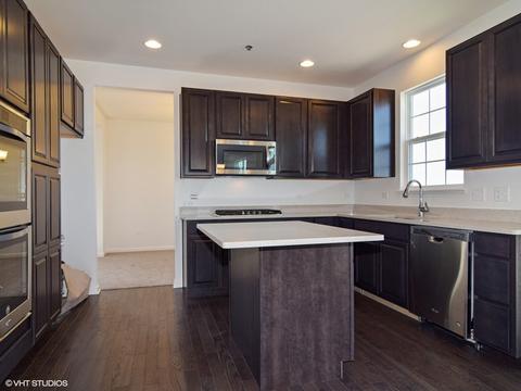 180 Abbott Ct, Bartlett, IL 60103 photo 5