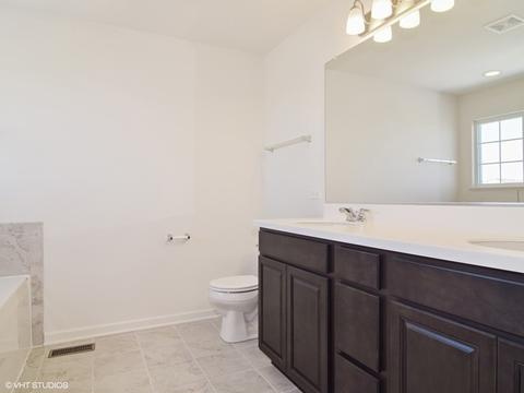 180 Abbott Ct, Bartlett, IL 60103 photo 16