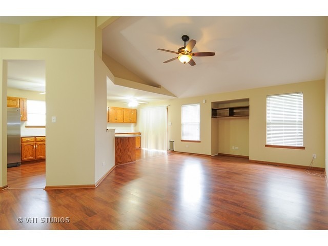 4706 Osprey Ln, Plainfield, IL 60586 photo 4