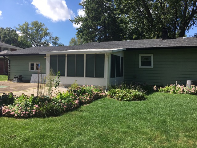 1400 Middletree Rd, Joliet, IL 60433 photo 3