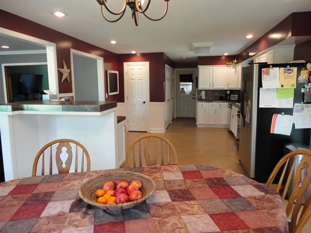 500 Thomas Dr, Morris, IL 60450 photo 9