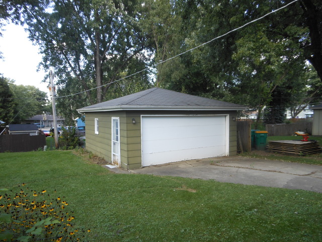 Undisclosed, Joliet, IL 60435 photo 15