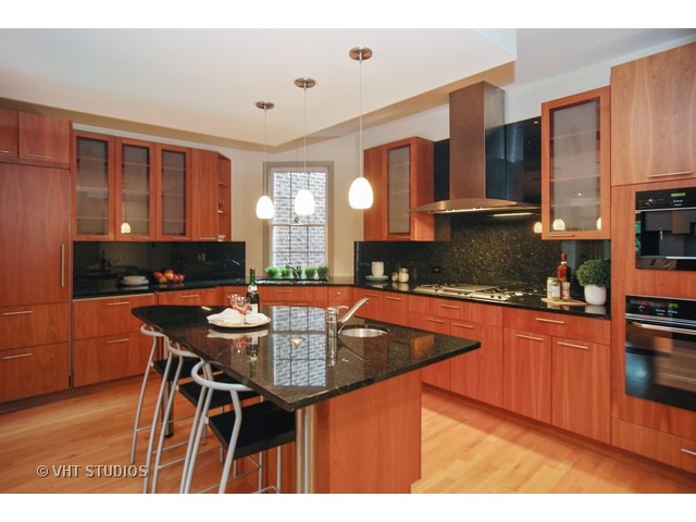 7728 Lake St, River Forest, IL 60305 photo 4
