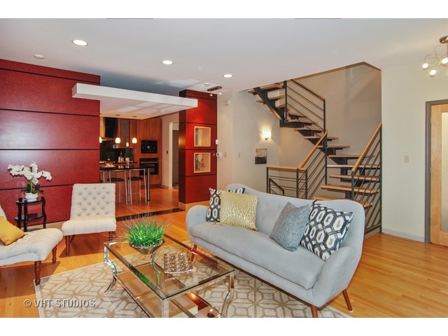 7728 Lake St, River Forest, IL 60305 photo 3
