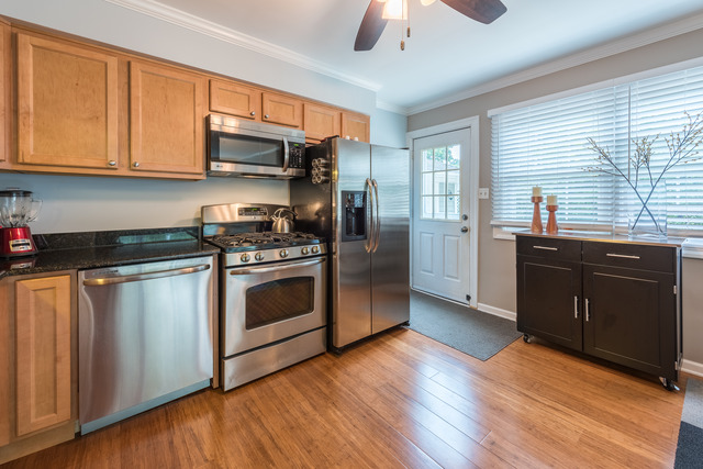 1832 E Liberty Dr, Wheaton, IL 60187 photo 8