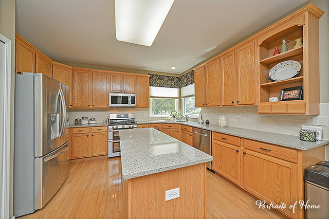 1909 Capri Dr, Aurora, IL 60503 photo 8