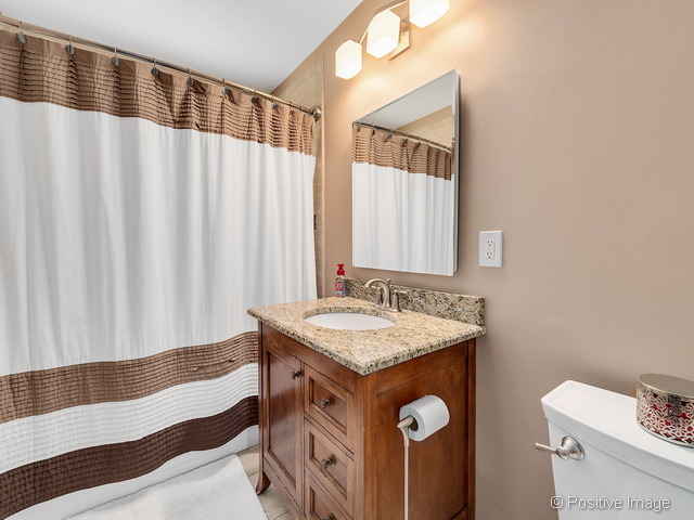 311 E Myrick Ave, Addison, IL 60101 photo 7