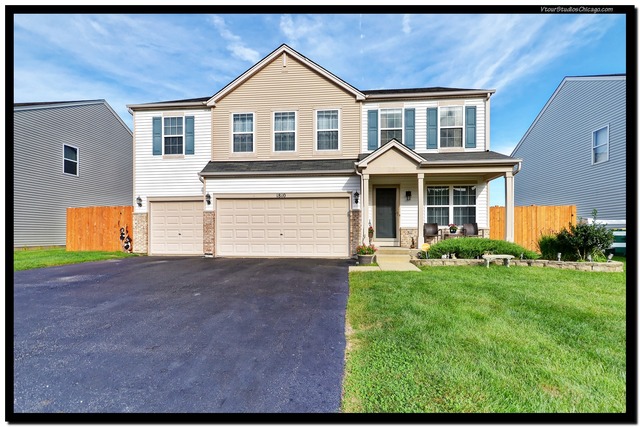 1810 Castle Ridge Dr, Plainfield, IL 60586 photo 1