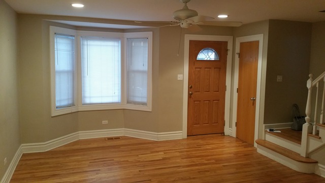 5831 N Austin Ave, Chicago, IL 60646 photo 2