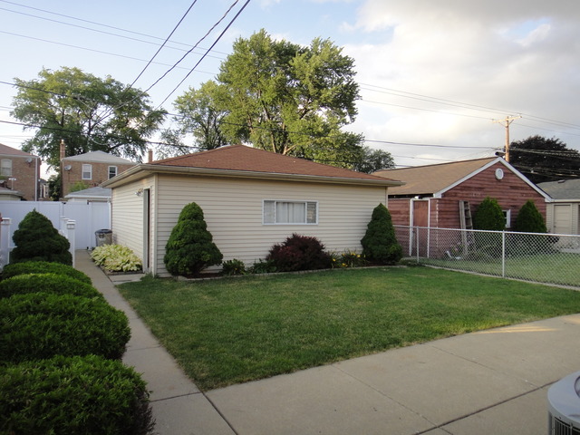 6437 27th Pl, Berwyn, IL 60402 photo 13