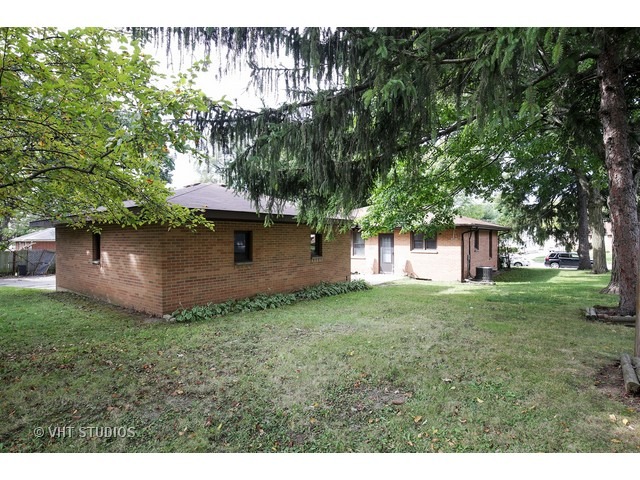 403 Mcclure Ave, Elgin, IL 60123 photo 10
