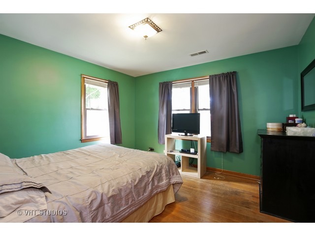 403 Mcclure Ave, Elgin, IL 60123 photo 8