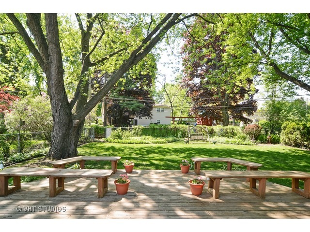 1827 E Cree Ln, Mount Prospect, IL 60056 photo 14