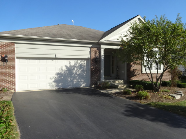 2733 Winton Ct, West Dundee, IL 60118 photo 1