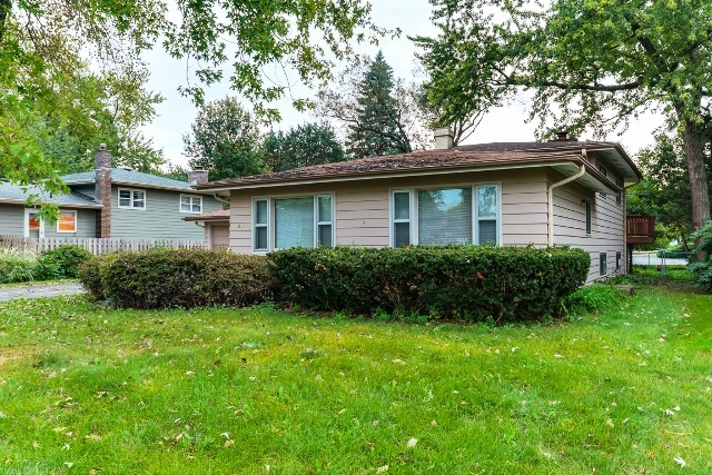 1108 E Prairie Ave, Wheaton, IL 60187 photo 2