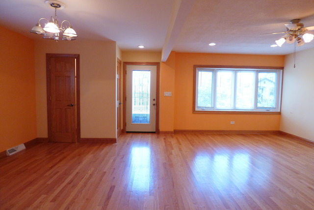 4126 Vernon Ave, Brookfield, IL 60513 photo 3