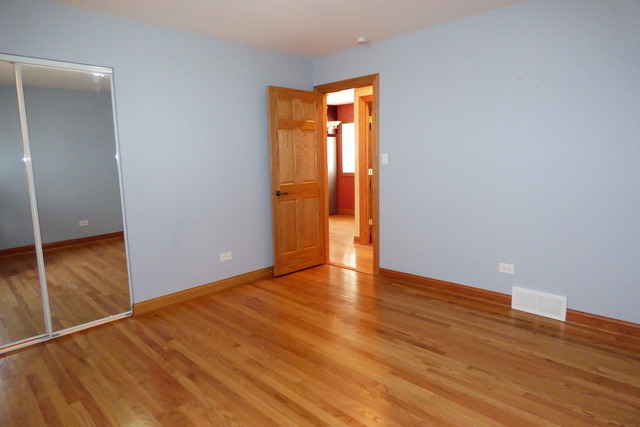 4126 Vernon Ave, Brookfield, IL 60513 photo 8