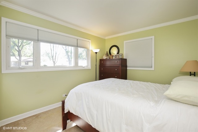 2204 Martin Ln, Rolling Meadows, IL 60008 photo 8