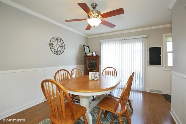 2204 Martin Ln, Rolling Meadows, IL 60008 photo 6
