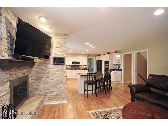 1683 Saunders Rd, Riverwoods, IL 60015 photo 6