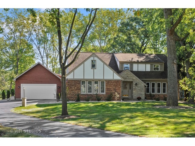 1683 Saunders Rd, Riverwoods, IL 60015 photo 1