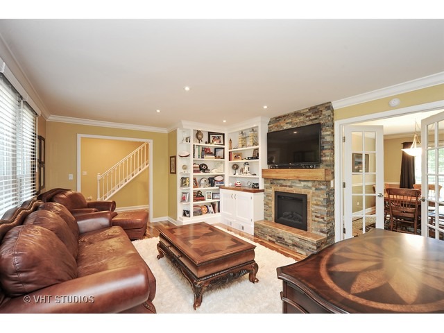 1683 Saunders Rd, Riverwoods, IL 60015 photo 2