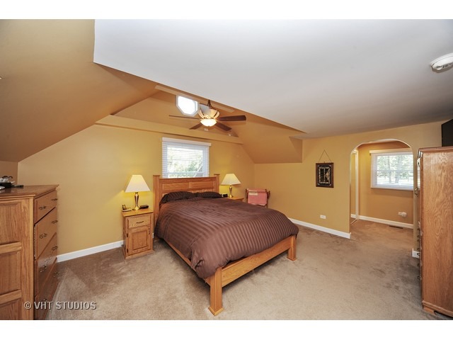 1683 Saunders Rd, Riverwoods, IL 60015 photo 9