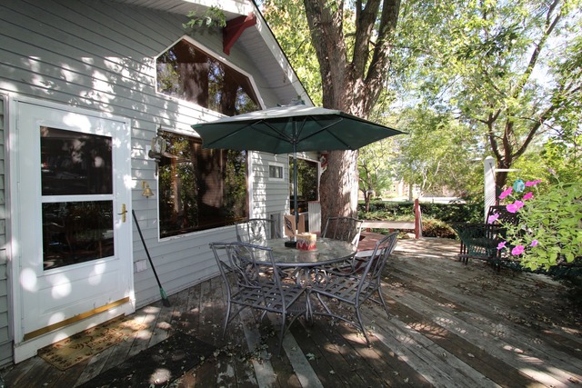 1627 N Riverside Dr, Mchenry, IL 60050 photo 4